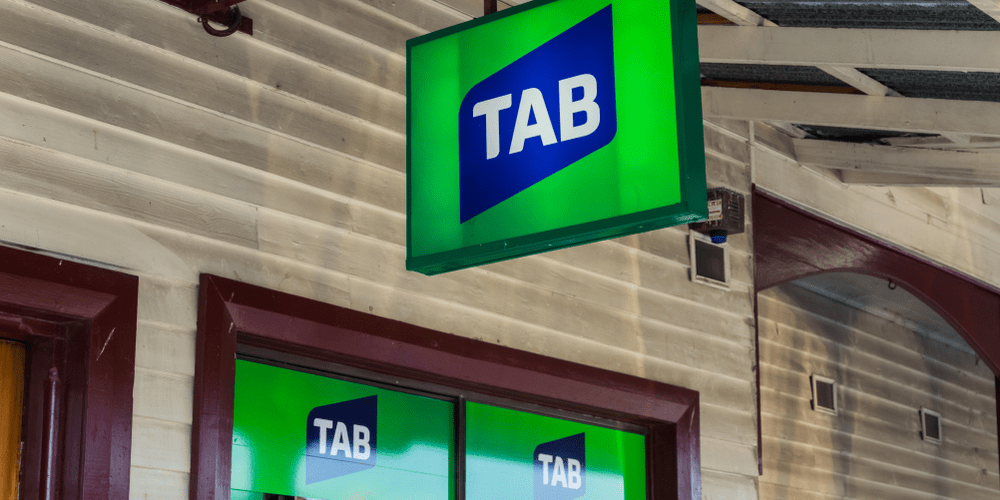 The Victoria regulator mandates Tabcorp to convert the majority of betting terminals to cashless transactions.